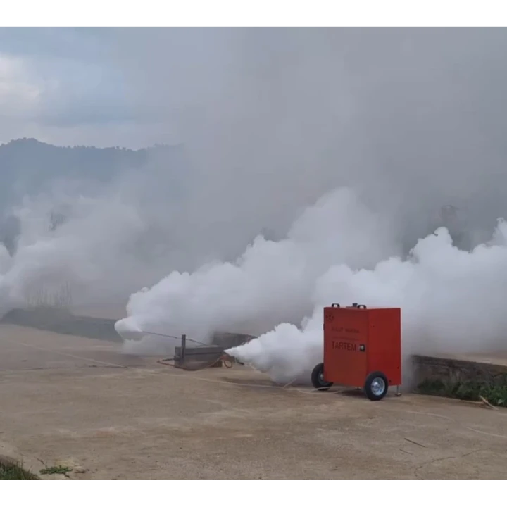 Smoke machines Detail 1